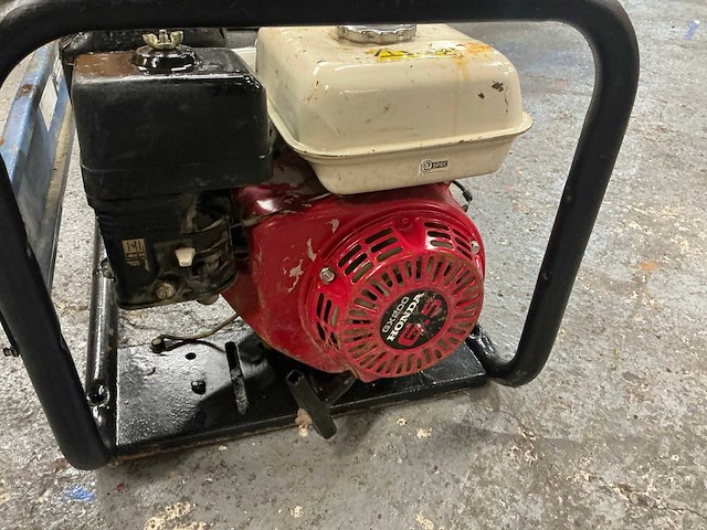 Sdmo hx3000 stroomgenerator - afbeelding 2 van  4