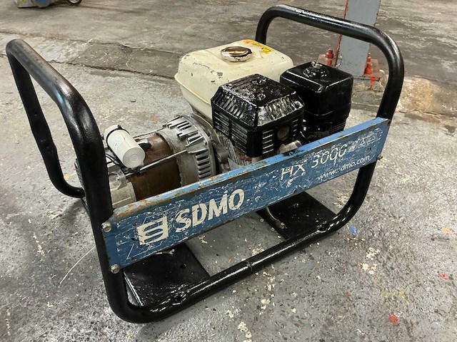 Sdmo hx3000 stroomgenerator - afbeelding 1 van  5