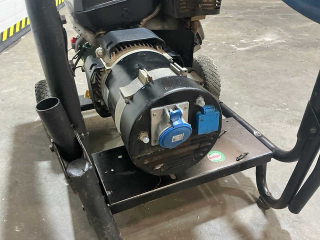 Sdmo perform 6500 stroomgenerator - afbeelding 9 van  10
