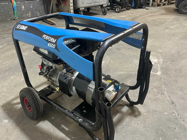Sdmo perform 6500 stroomgenerator - afbeelding 4 van  7