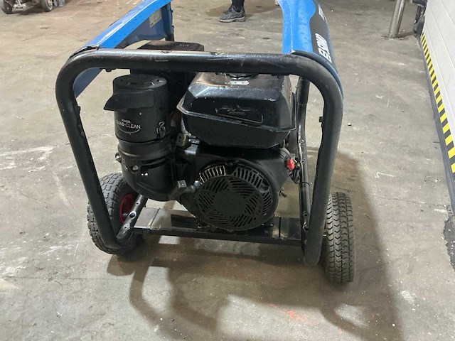 Sdmo perform 6500 stroomgenerator - afbeelding 5 van  7