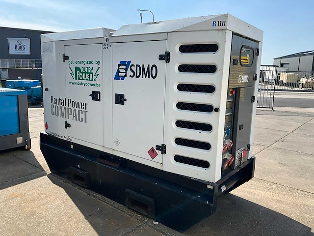 Sdmo r110 stroomgenerator - afbeelding 14 van  16