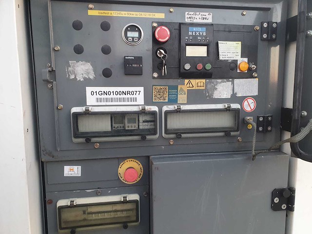 Sdmo r110 stroomgenerator - afbeelding 16 van  16