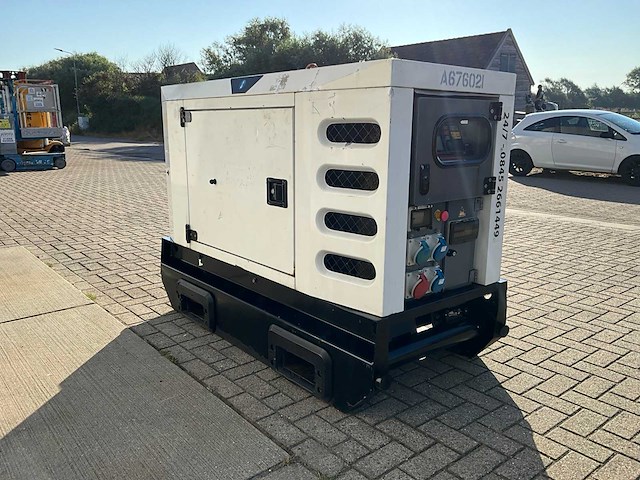 Sdmo r22c3 stroomgenerator - afbeelding 2 van  9