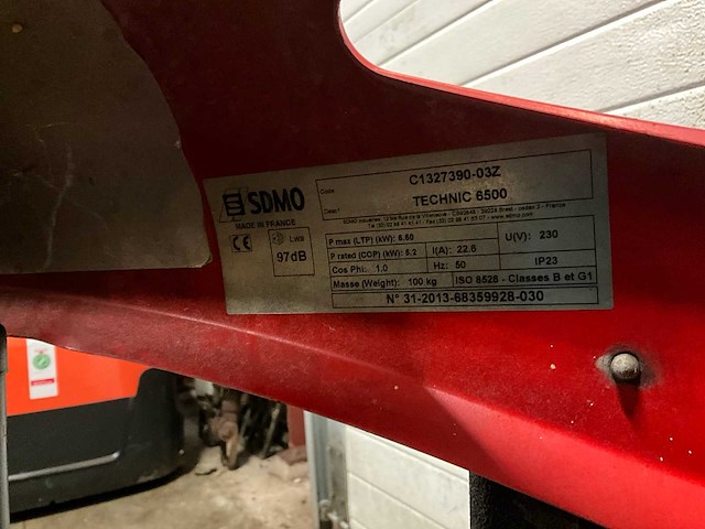 Sdmo technic 6500 noodstroomaggregaat - afbeelding 1 van  1