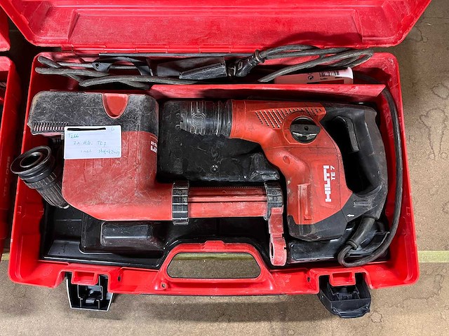 Sds plus boorhamer met snoer in koffer (2x) - afbeelding 1 van  6