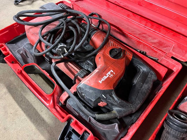 Sds plus boorhamer met snoer in koffer (2x) - afbeelding 4 van  6