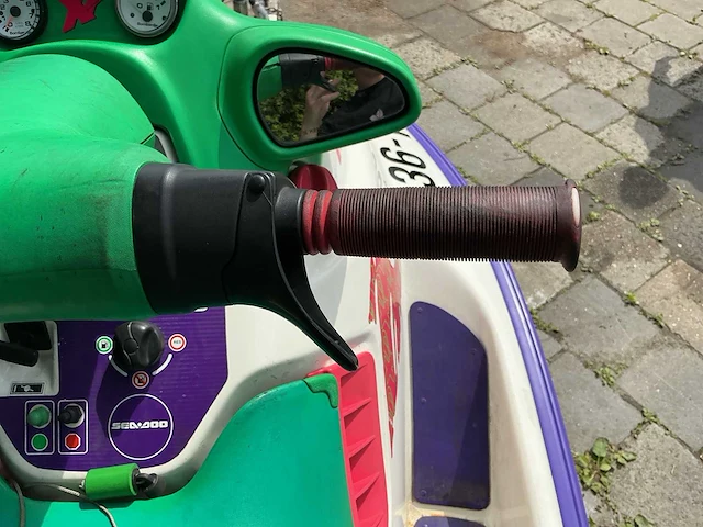 Sea-doo bombardier waterscooter op trailer - afbeelding 14 van  26