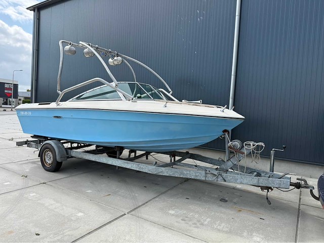 Sea ray - 190 - 140 pk - speedboot - 1979 - afbeelding 2 van  52