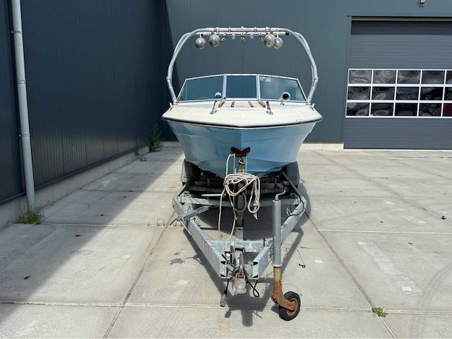 Sea ray - 190 - 140 pk - speedboot - 1979 - afbeelding 5 van  52