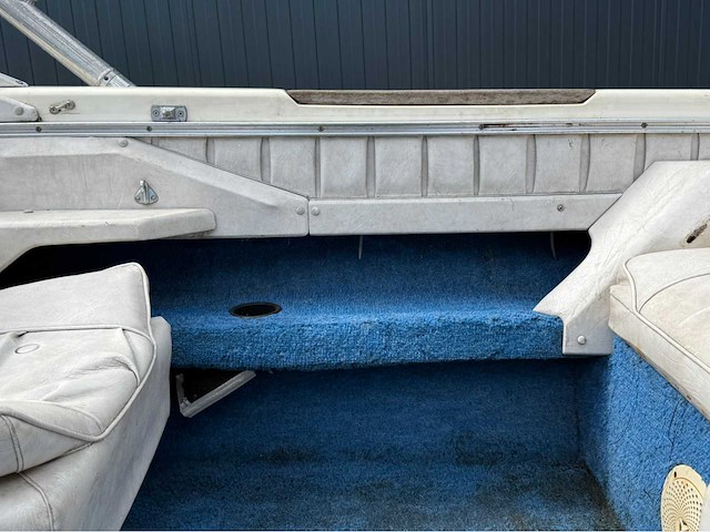 Sea ray - 190 - 140 pk - speedboot - 1979 - afbeelding 14 van  52