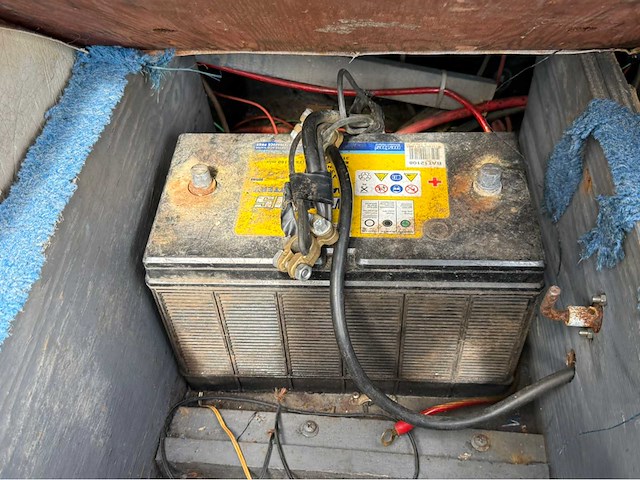 Sea ray - 190 - 140 pk - speedboot - 1979 - afbeelding 19 van  52