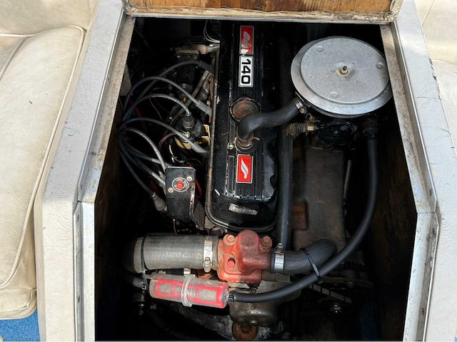 Sea ray - 190 - 140 pk - speedboot - 1979 - afbeelding 33 van  52