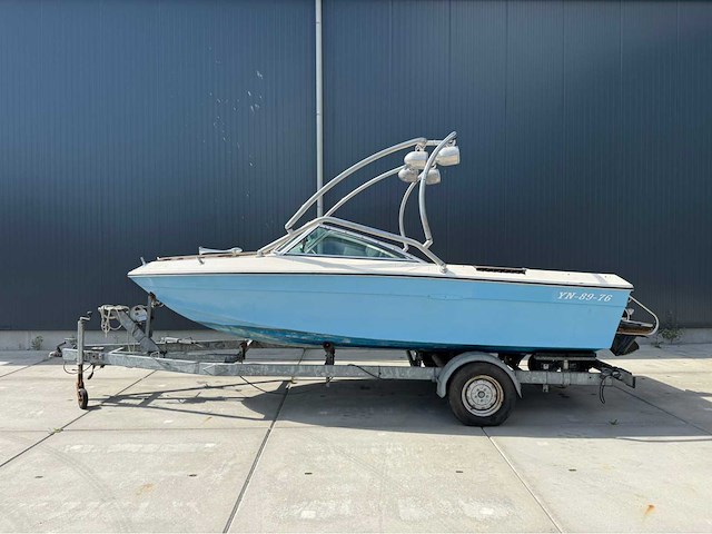 Sea ray - 190 - 140 pk - speedboot - 1979 - afbeelding 34 van  52