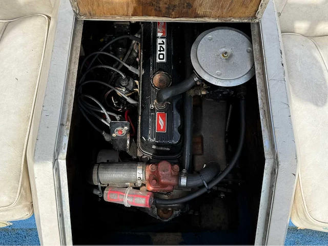Sea ray - 190 - 140 pk - speedboot - 1979 - afbeelding 31 van  52