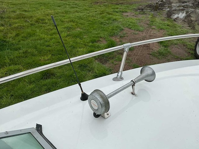 Sea ray speedboot - afbeelding 14 van  19