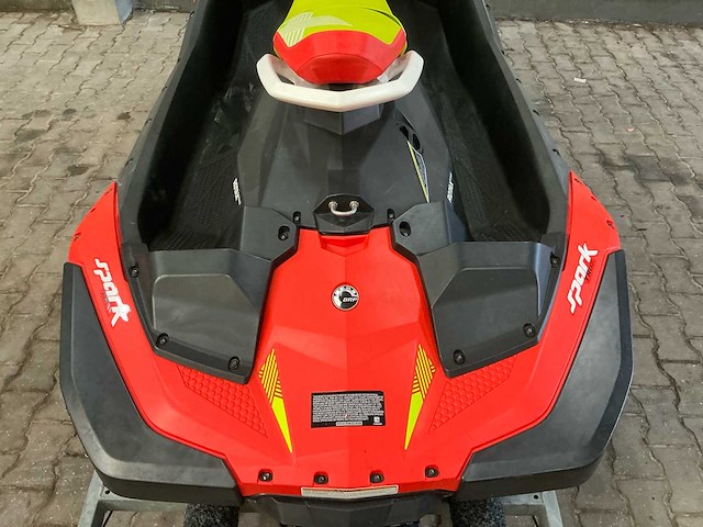 Seadoo spark trix waterscooter incl. trailer - afbeelding 7 van  26
