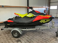 Seadoo spark trix waterscooter incl. trailer - afbeelding 25 van  26