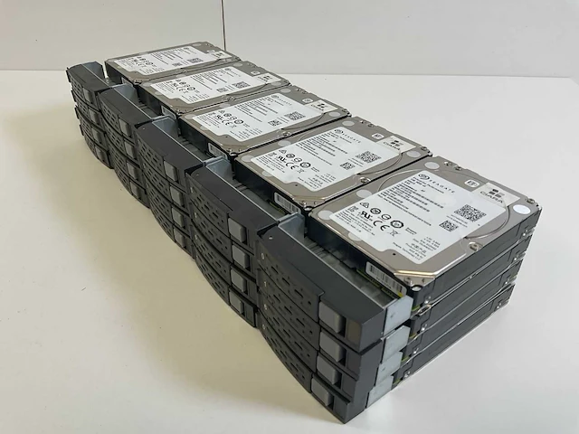 Seagate 20x 900 gb 10k sas (st900mm0018) hdds (20x) - afbeelding 5 van  11