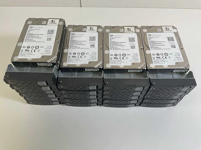 Seagate 21x 900 gb 10k sas (st900mm0178) hdds (21x) - afbeelding 4 van  12