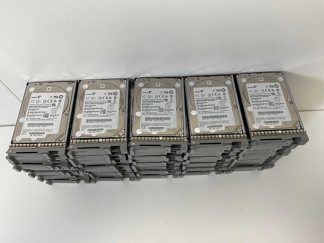 Seagate (st1200mm0088) 1.2 tb sas hdds (50x) - afbeelding 2 van  9