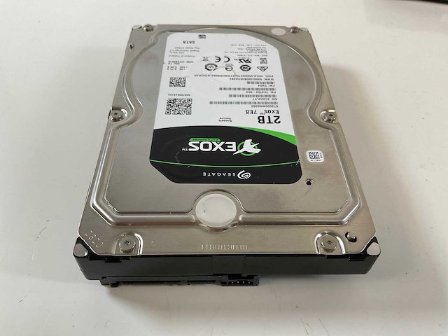 Seagate (st4000nm0115) 4 tb sata / (st2000nm0055) 2 tb sata hdds (9x) - afbeelding 7 van  8