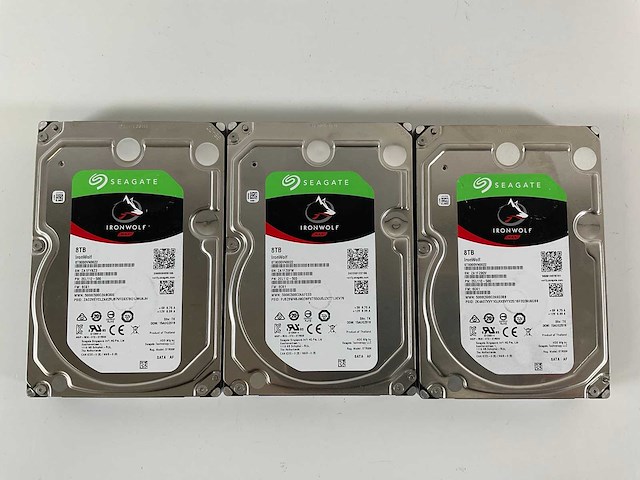 Seagate (st8000vn0022) 8 tb sata hdds (9x) - afbeelding 2 van  6