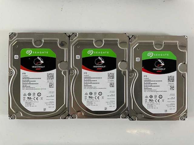 Seagate (st8000vn0022) 8 tb sata hdds (9x) - afbeelding 3 van  6