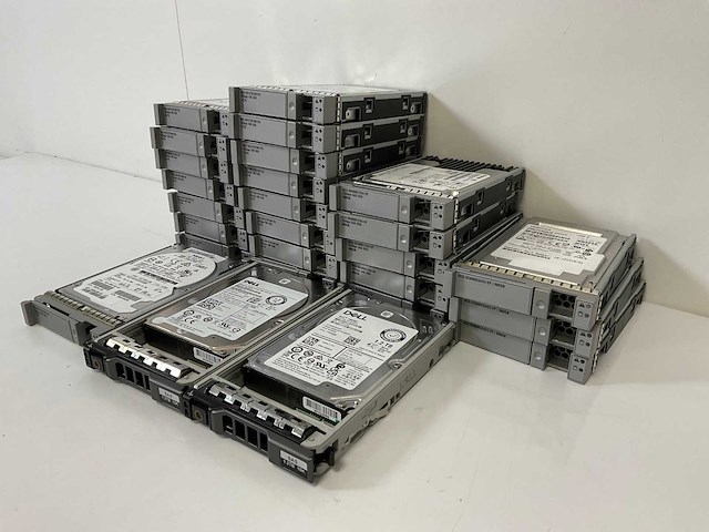 Seagate / toshiba / dell mix model harddrives - check description (26x) - afbeelding 18 van  24