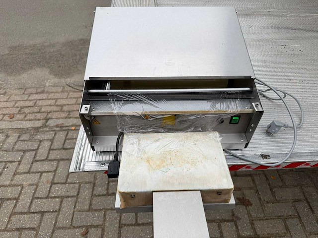 Sealer - verpakkingsmachine - afbeelding 2 van  2