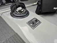 Sealine 255 - sportcruiser - motorjacht - afbeelding 12 van  33