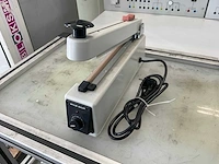 Sealmachine