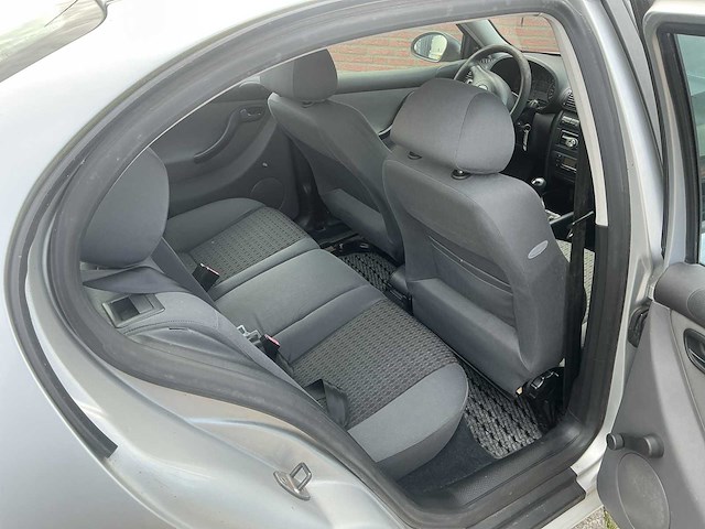 Seat - 2003 - toledo - 1.8-20v stella - personenauto - afbeelding 7 van  11