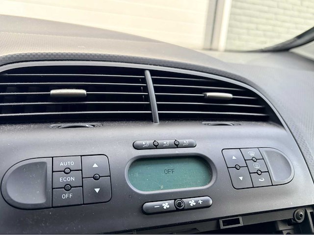 Seat - 2004 - altea - personenauto - afbeelding 8 van  15