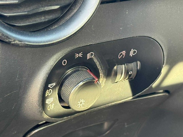 Seat - 2004 - ibiza - 1.4-16v sport - 17-nn-kv - afbeelding 5 van  16