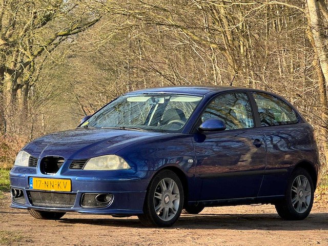 Seat - 2004 - ibiza - 1.4-16v sport - 17-nn-kv - afbeelding 1 van  16
