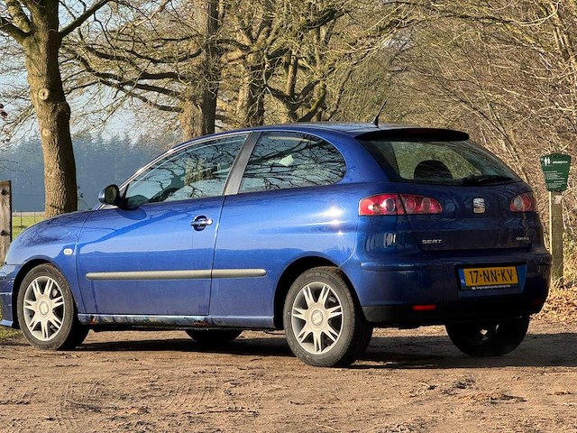 Seat - 2004 - ibiza - 1.4-16v sport - 17-nn-kv - afbeelding 14 van  16