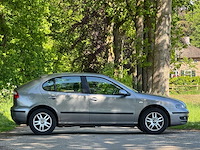 Seat - 2004 - leon - 1.6-16v stella - personenauto - afbeelding 14 van  18
