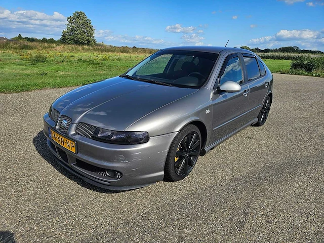 Seat - 2004 - leon - 1.8-20vt topsport - personenauto - afbeelding 1 van  22