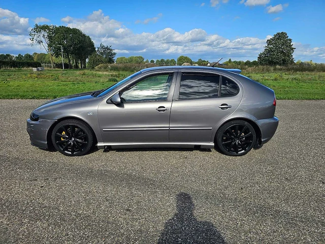 Seat - 2004 - leon - 1.8-20vt topsport - personenauto - afbeelding 12 van  22