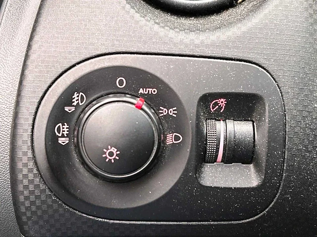 Seat - 2006 - toledo - 2.0 fsi businessline - personenauto - afbeelding 36 van  56