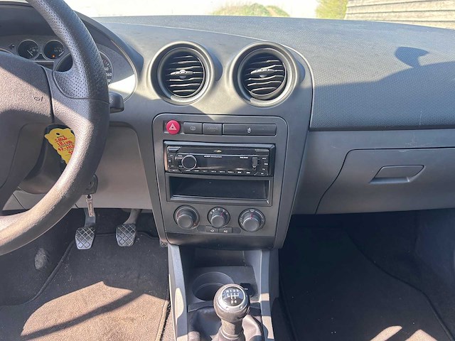 Seat - 2009 - ibiza - 1.4-16v last ed. i - personenauto - afbeelding 15 van  24
