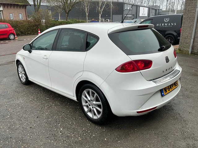 Seat - 2009 - leon - 1.8 tfsi style - personenauto (n-649-ns) - afbeelding 17 van  20