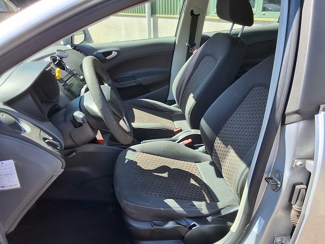 Seat - 2010 - ibiza - seat ibiza 1.2 - afbeelding 2 van  16