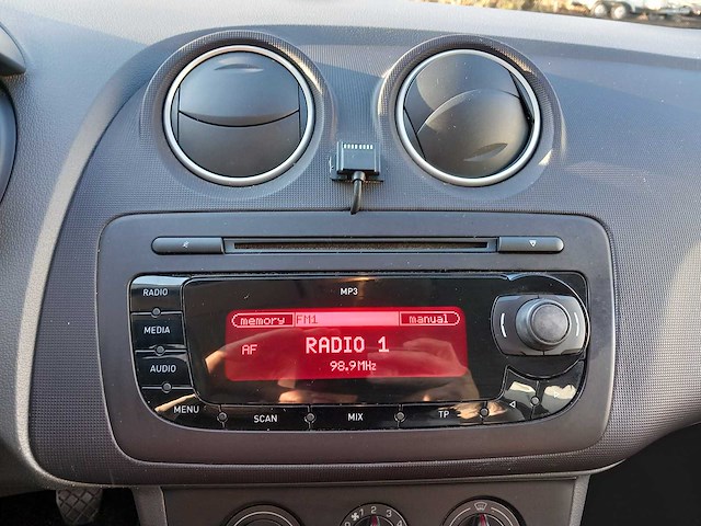 Seat - 2011 - ibiza - 1.2 club - personenauto - afbeelding 19 van  20