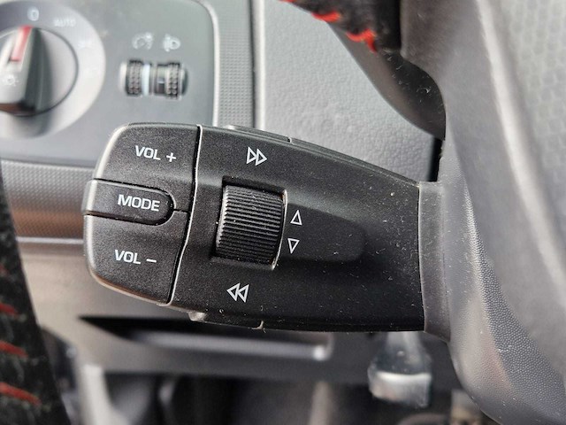 Seat - 2011 - ibiza st - 1.2 tsi sport - 66-rbv-5 - afbeelding 8 van  23