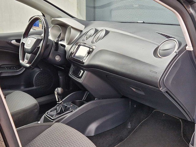 Seat - 2011 - ibiza st - 1.2 tsi sport - afbeelding 14 van  23