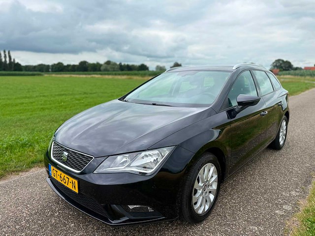 Seat - 2015 - leon st - 1.2 tsi style - gt-667-n - afbeelding 1 van  13