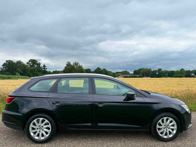 Seat - 2015 - leon st - 1.2 tsi style - gt-667-n - afbeelding 8 van  13
