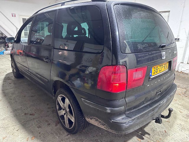 Seat - alhambra - 1.8-20v turbo stylance automaat- 38-zp-rv - afbeelding 12 van  23